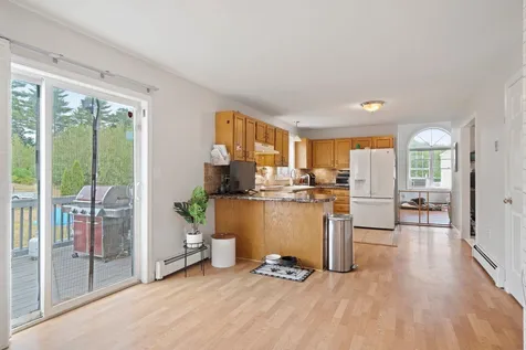 25 Longwood Avenue Londonderry NH 03053