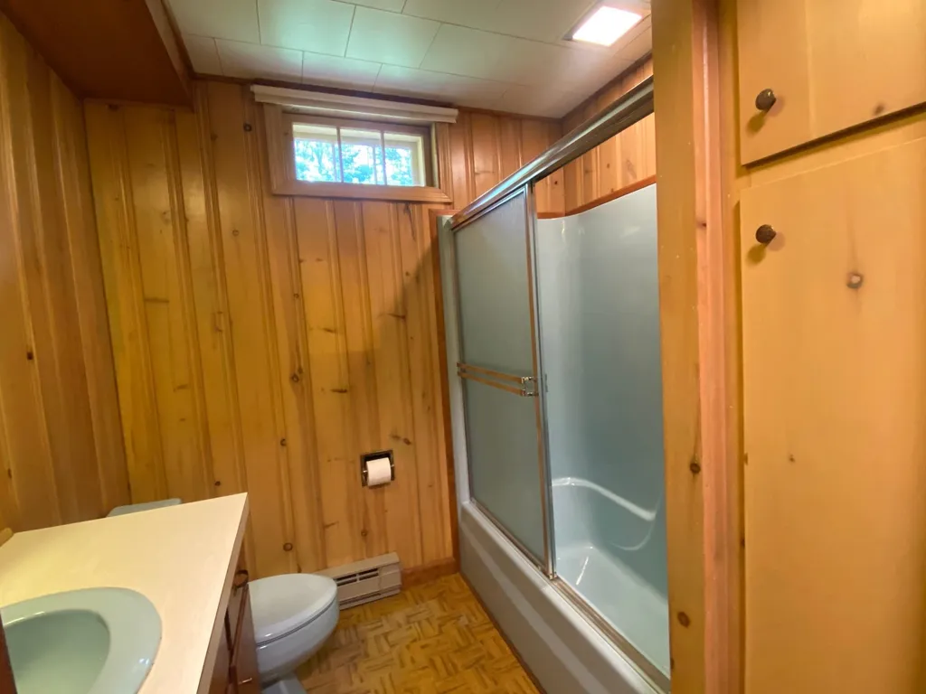 6 Braeside Road Pittsburg NH 03592
