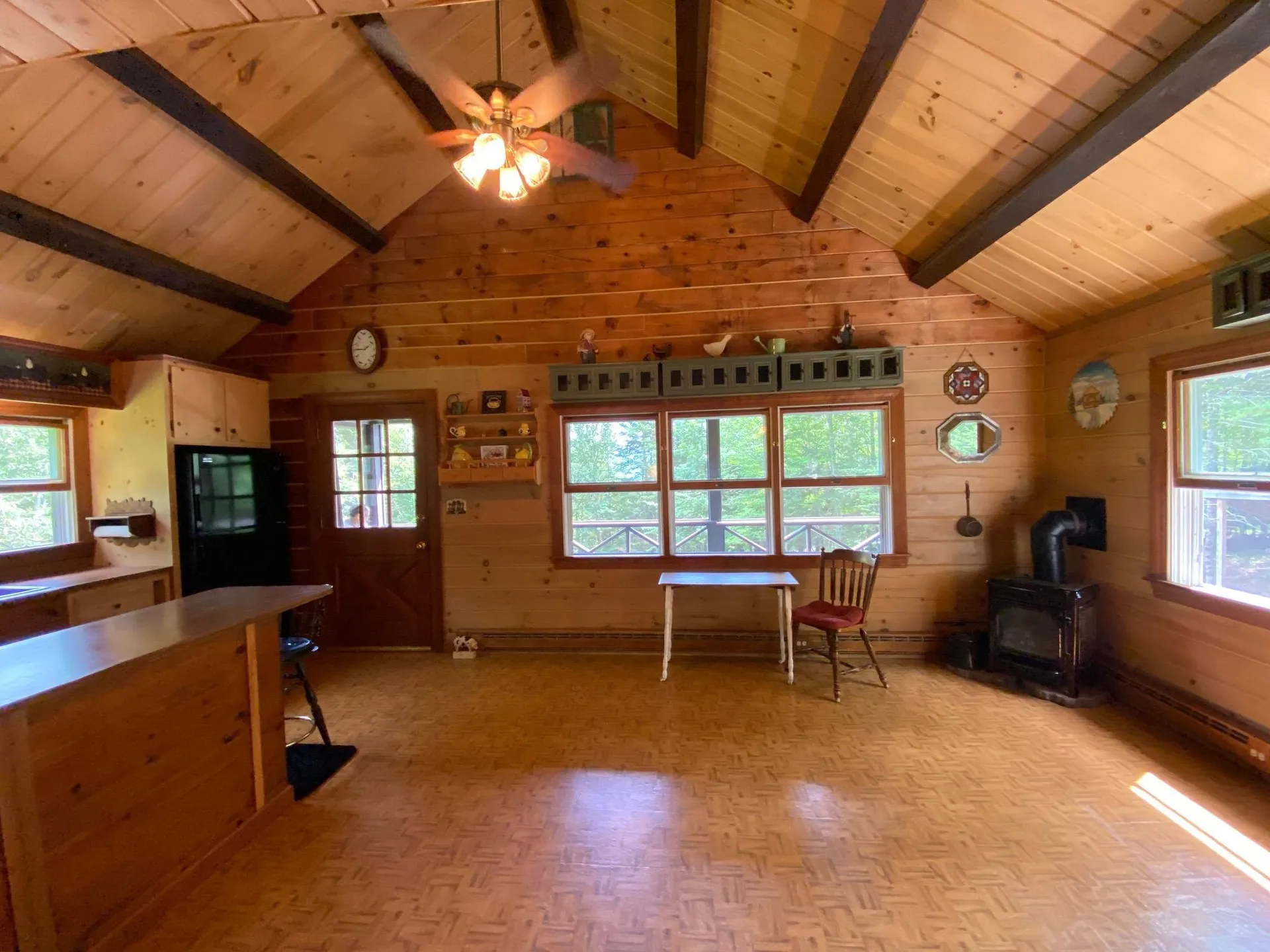 6 Braeside Road Pittsburg NH 03592