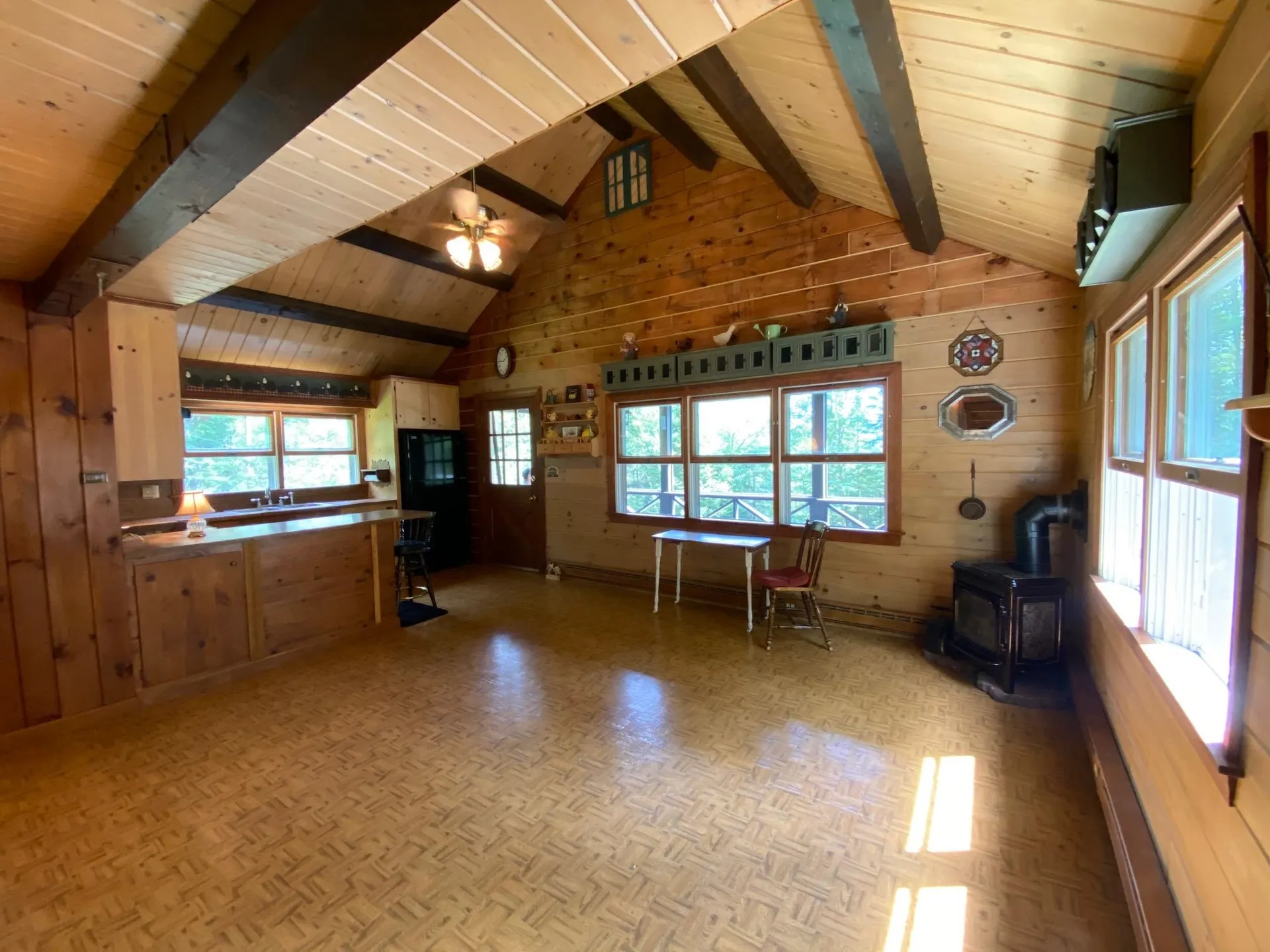 6 Braeside Road Pittsburg NH 03592