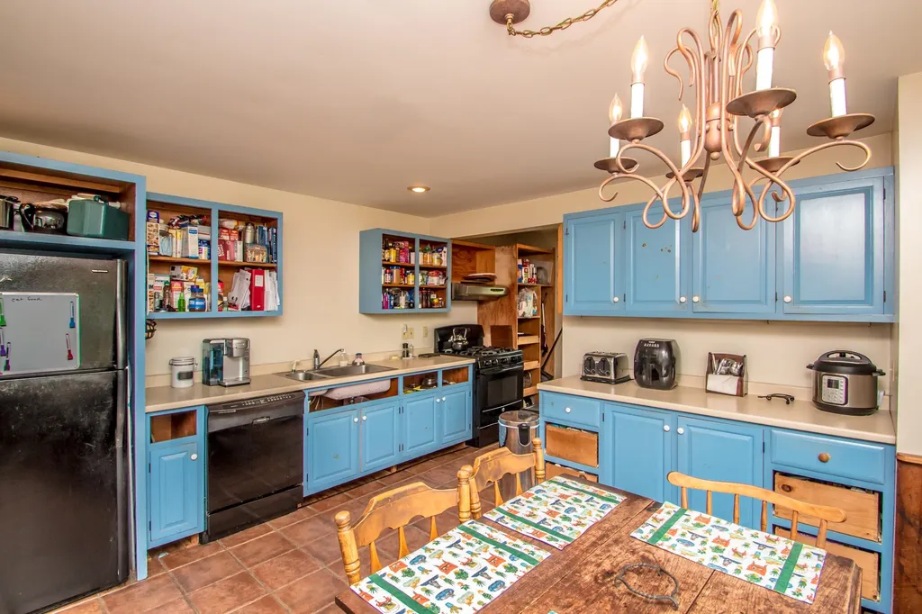 24 Wesson Road Lancaster NH 03584