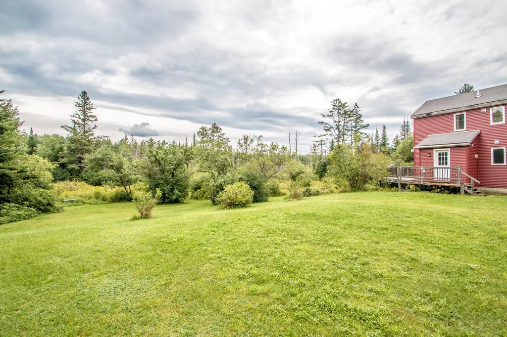 24 Wesson Road Lancaster NH 03584
