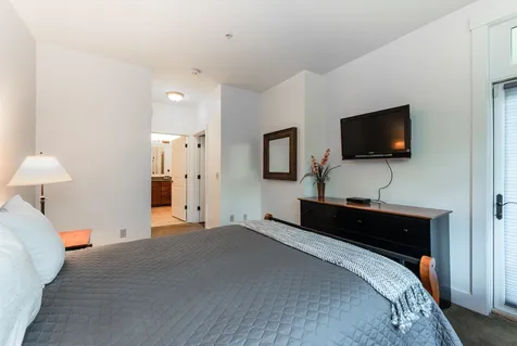 21 Riverside Terrace Lincoln NH 03251