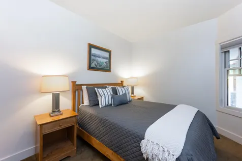 21 Riverside Terrace Lincoln NH 03251