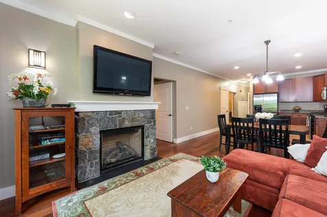 21 Riverside Terrace Lincoln NH 03251