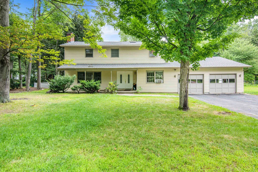 262 Richmond Drive Shelburne VT 05482