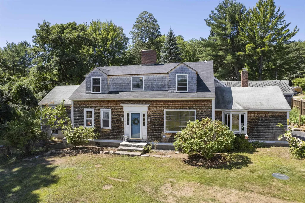 106 Governor Wentworth Highway Tuftonboro NH 03853