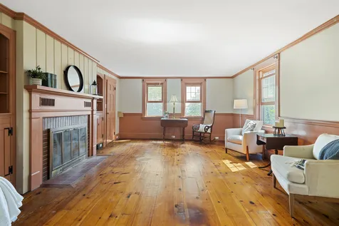 106 Governor Wentworth Highway Tuftonboro NH 03853