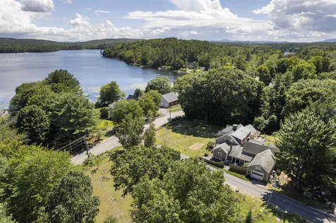 106 Governor Wentworth Highway Tuftonboro NH 03853