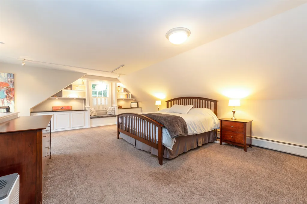 7 Stratham Lane Stratham NH 03885