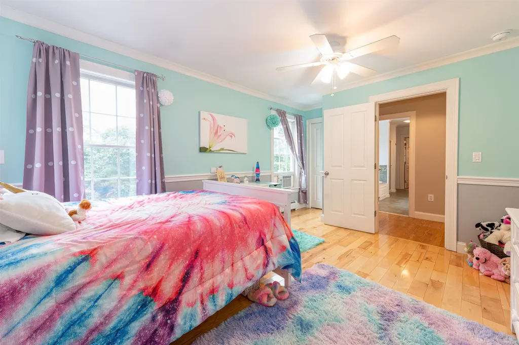 7 Stratham Lane Stratham NH 03885