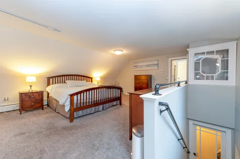 7 Stratham Lane Stratham NH 03885