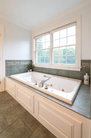 7 Stratham Lane Stratham NH 03885