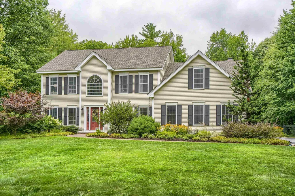 26 Reverend Houston Drive Bedford NH 03110