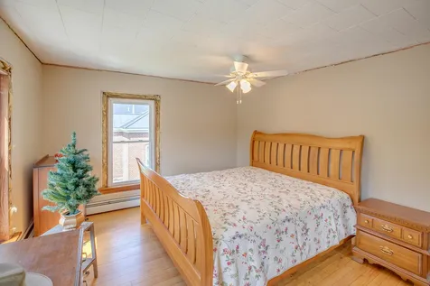 316 Nh Route 25 Warren NH 03279-4430