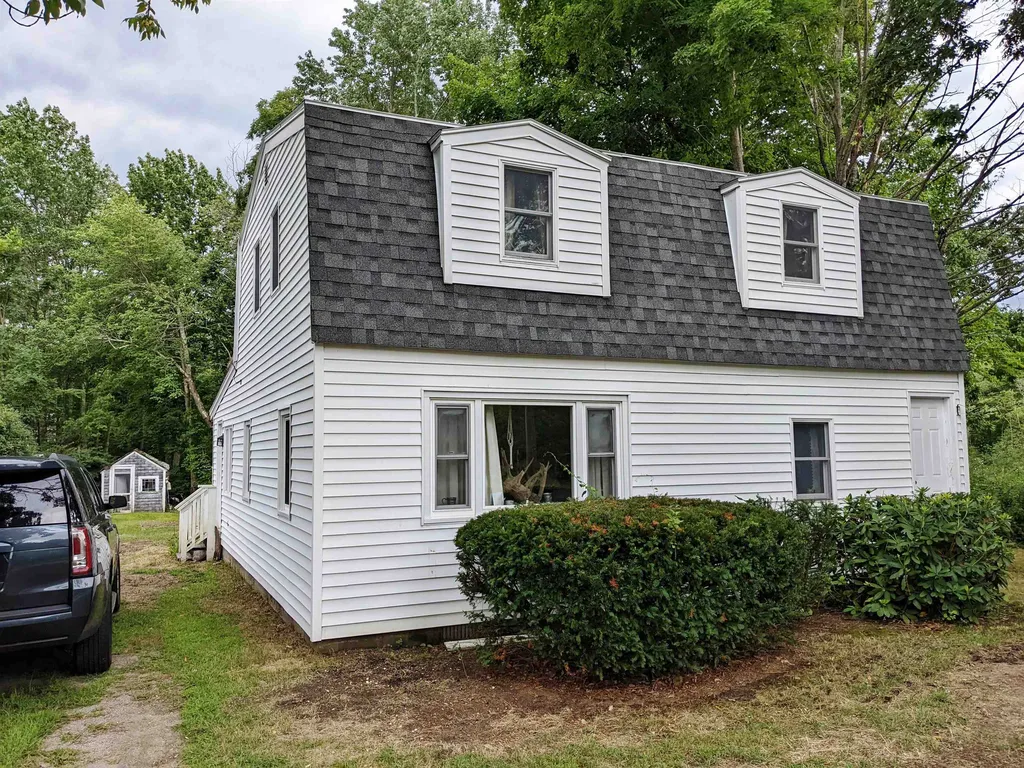 152 Western Avenue Kennebunk ME 04043-7313