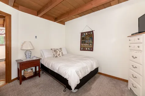 78 Cannes Street Moultonborough NH 03254