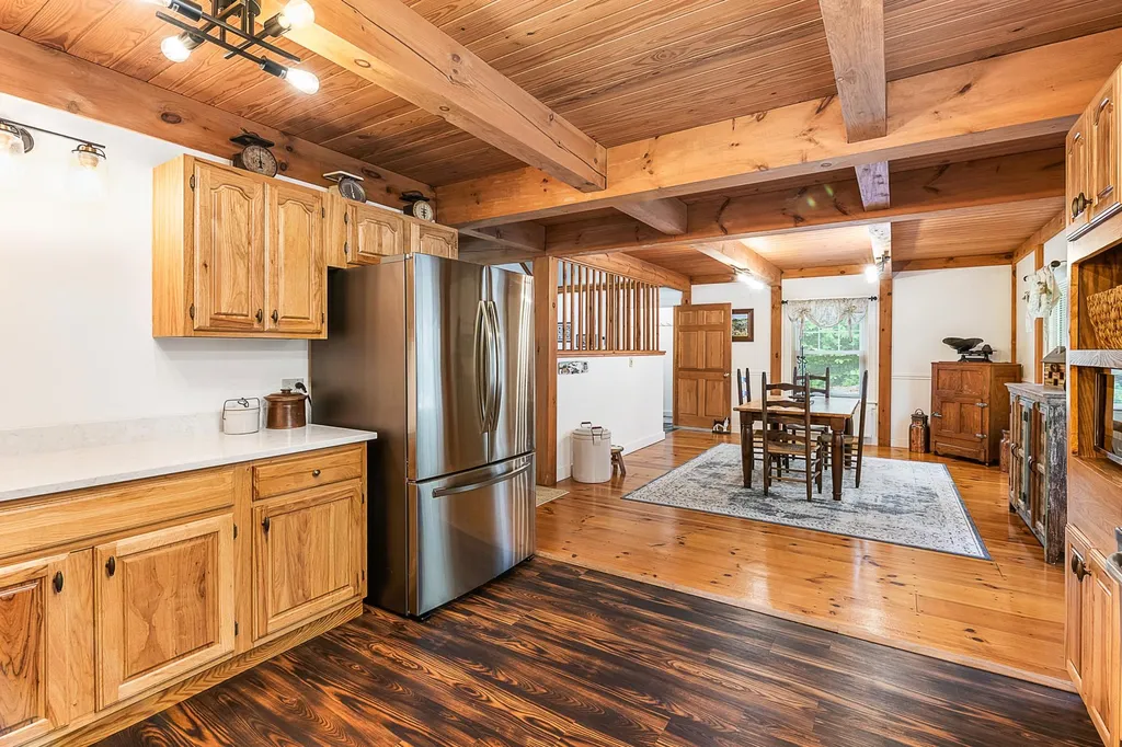 14 Bear Drive Enfield NH 03748