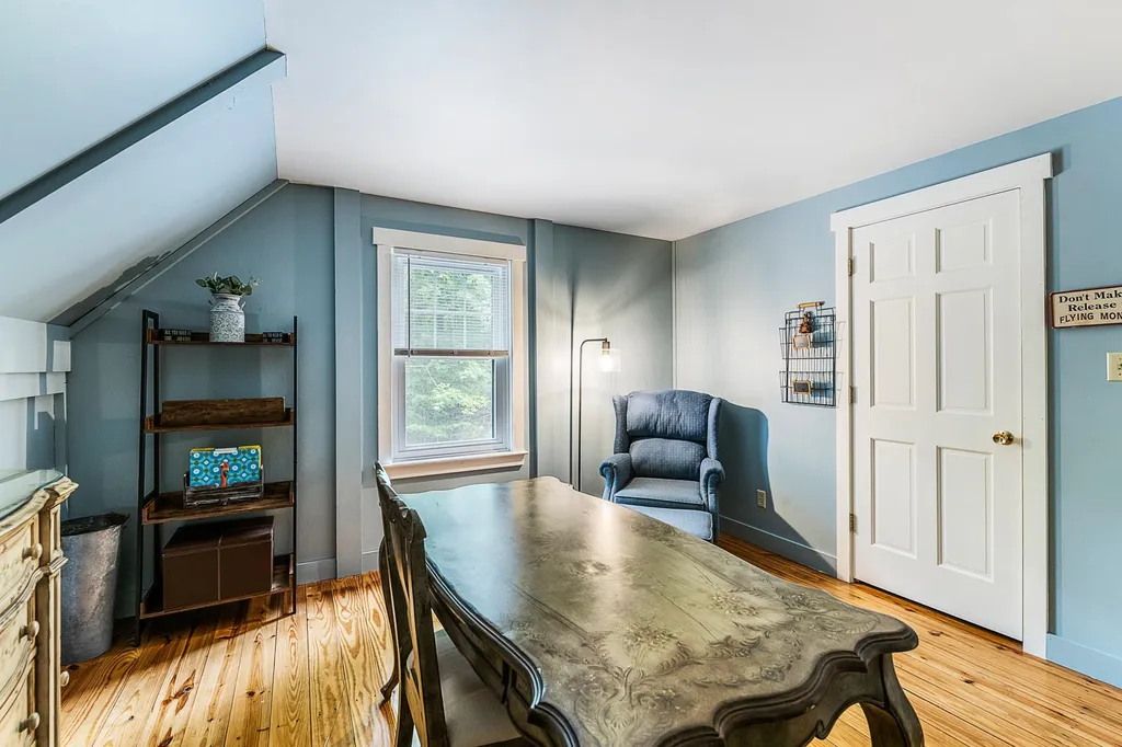 14 Bear Drive Enfield NH 03748