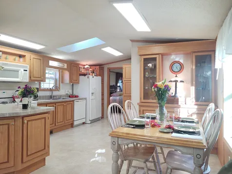 10 Hickory Avenue North Hampton NH 03862