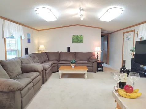 10 Hickory Avenue North Hampton NH 03862