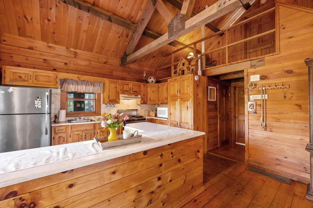 60 Hillcrest Road Moultonborough NH 03254