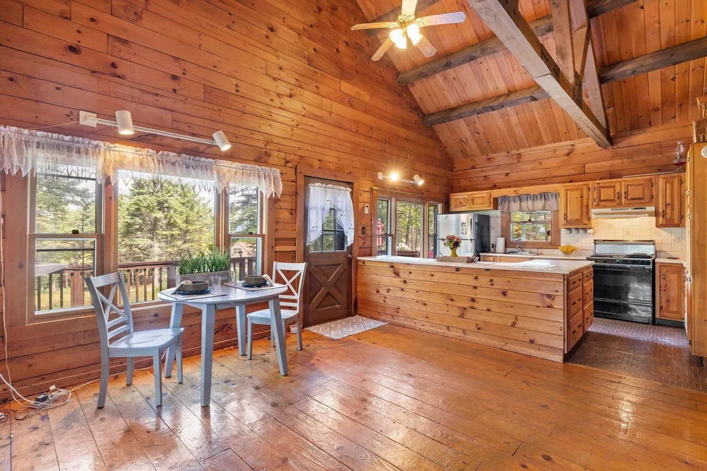 60 Hillcrest Road Moultonborough NH 03254