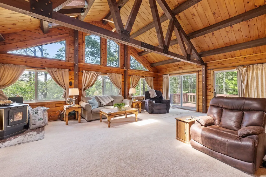 60 Hillcrest Road Moultonborough NH 03254