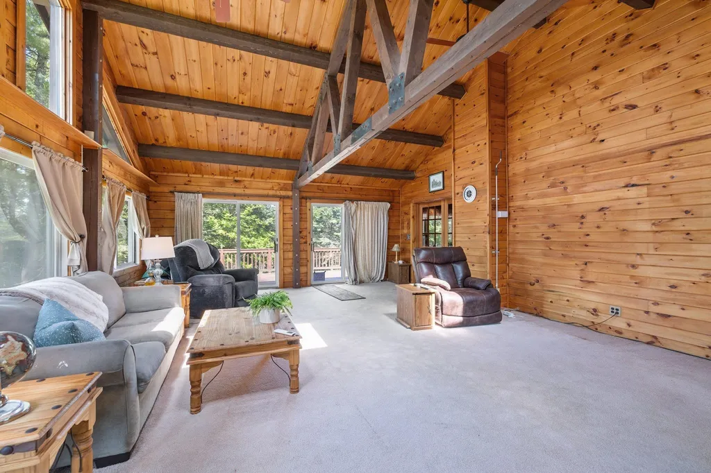 60 Hillcrest Road Moultonborough NH 03254