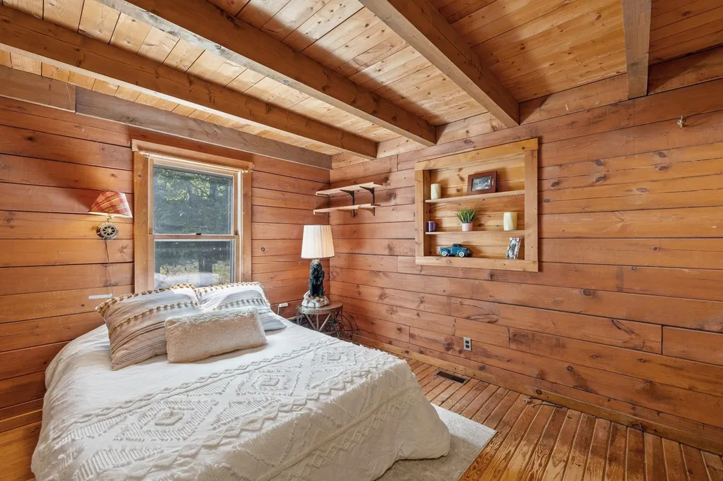 60 Hillcrest Road Moultonborough NH 03254