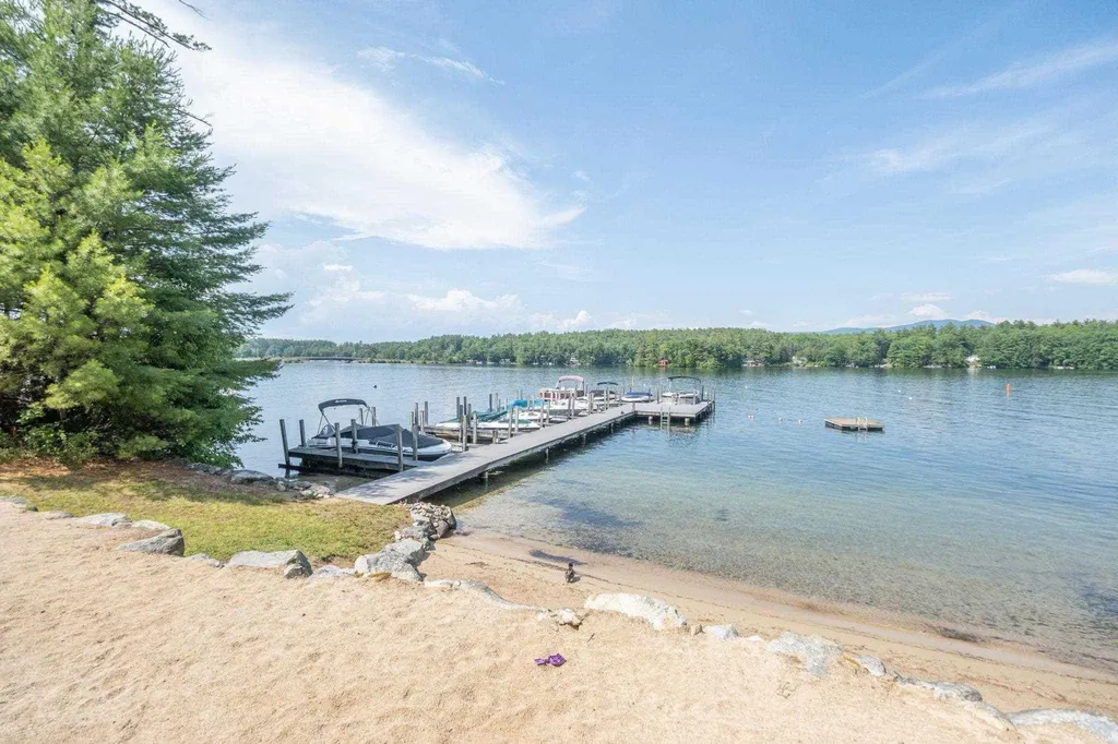 60 Hillcrest Road Moultonborough NH 03254