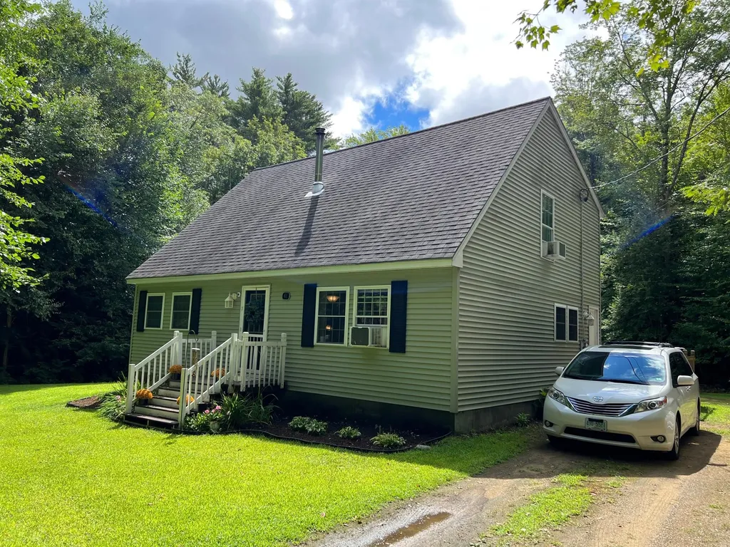 41 Country Hill Road Loudon NH 03307