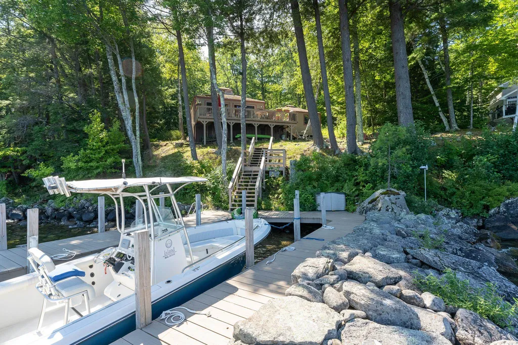 958 Rattlesnake Island Alton NH 03809