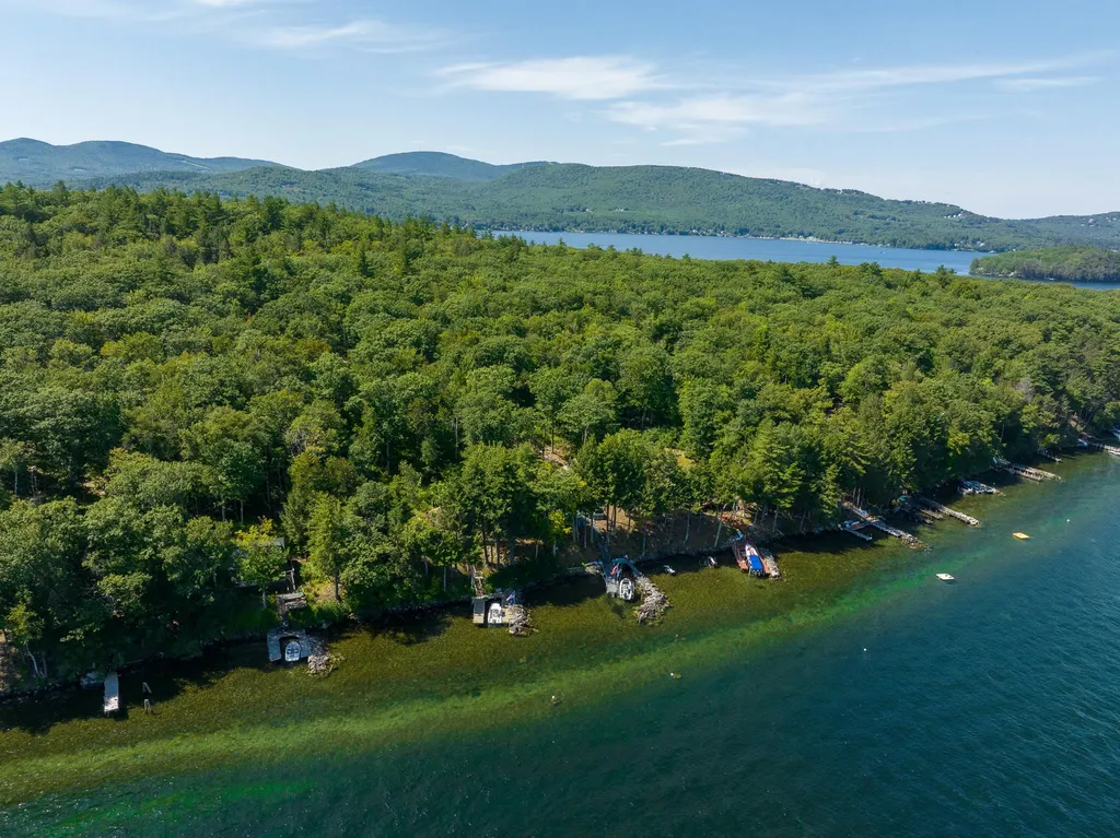958 Rattlesnake Island Alton NH 03809