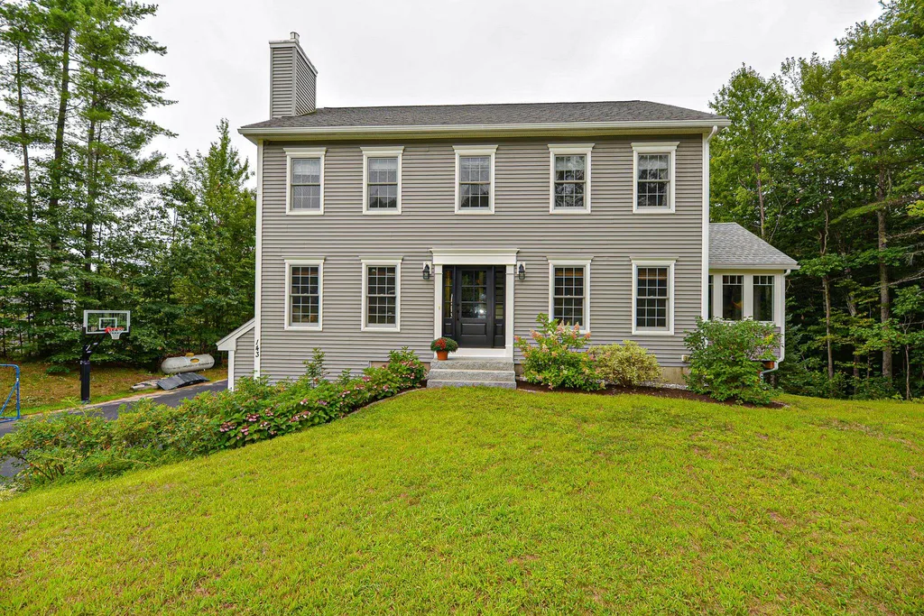 143 Ridgetop Lane Henniker NH 03242