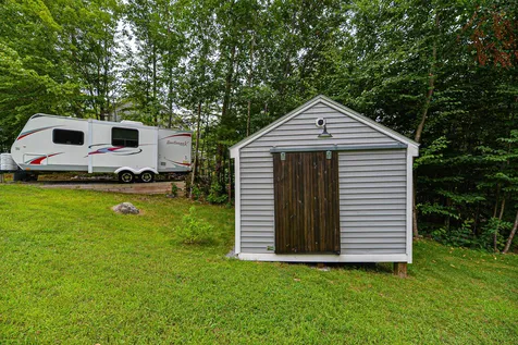 143 Ridgetop Lane Henniker NH 03242
