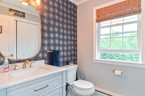143 Ridgetop Lane Henniker NH 03242