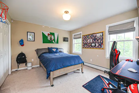 143 Ridgetop Lane Henniker NH 03242