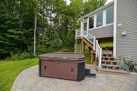 143 Ridgetop Lane Henniker NH 03242