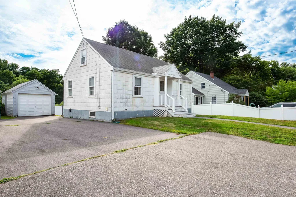 13 Parent Street South Berwick ME 03908