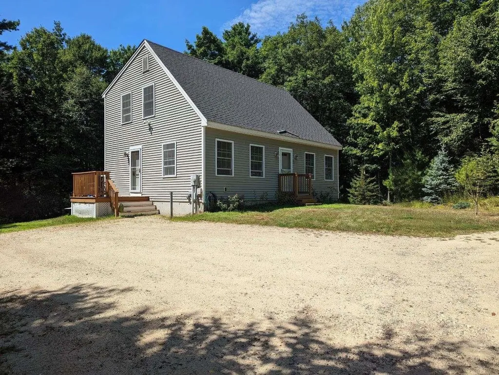 29 Cedar Creek Barrington NH 03825