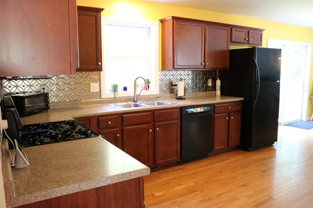 29 Cedar Creek Barrington NH 03825