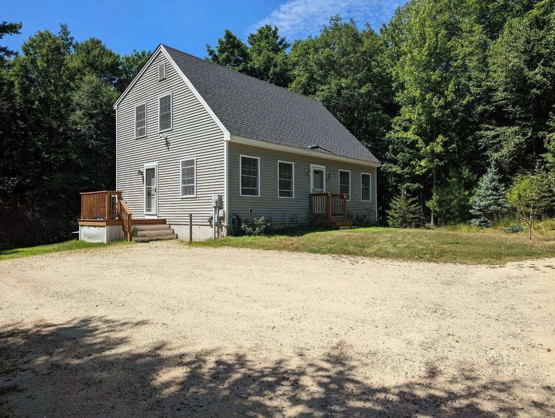 29 Cedar Creek Barrington NH 03825