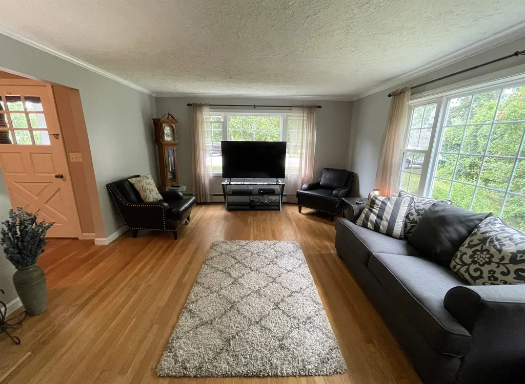 87 Joseph Street Manchester NH 03102