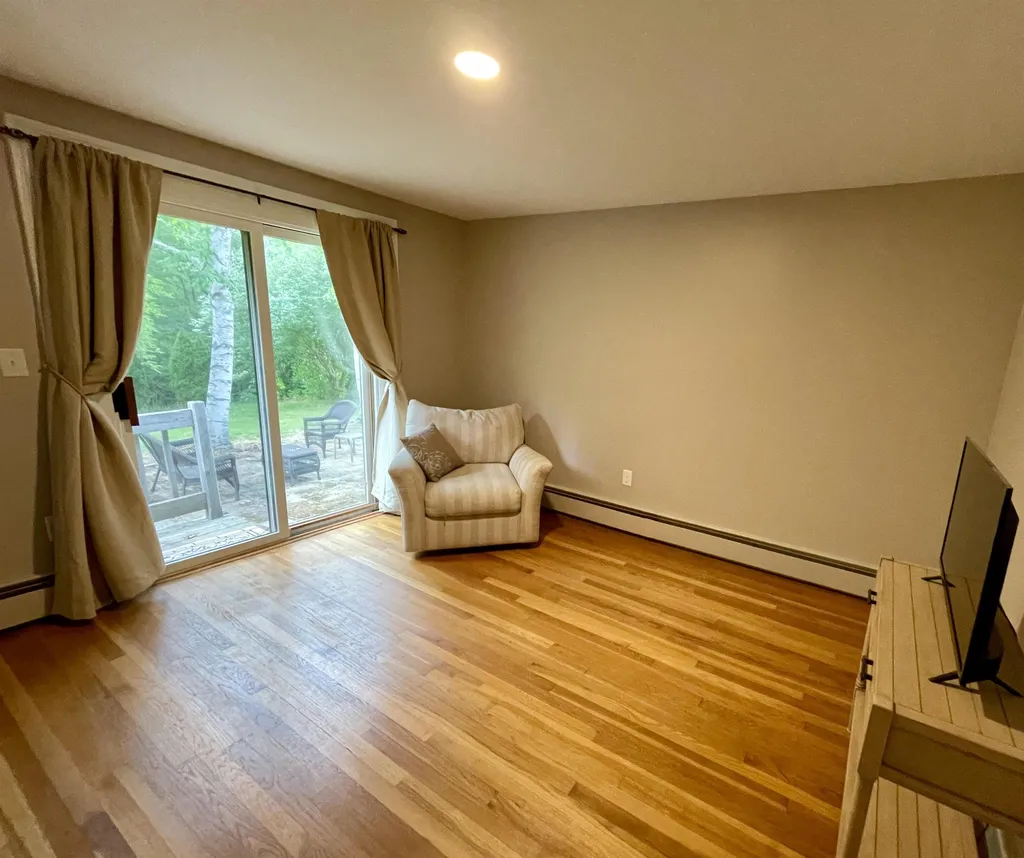 87 Joseph Street Manchester NH 03102