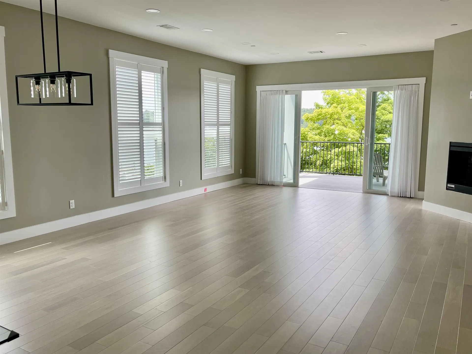 1336 Union Avenue Laconia NH 03246