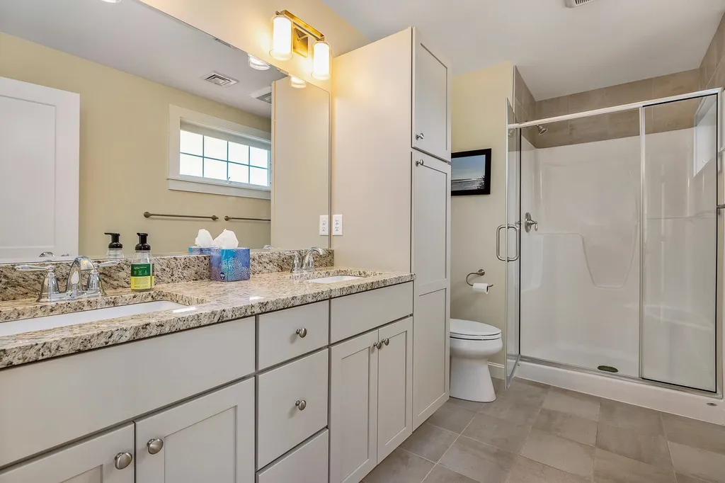 31 Huntington Way Kittery ME 03904