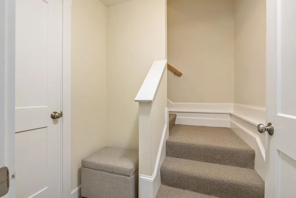 31 Huntington Way Kittery ME 03904