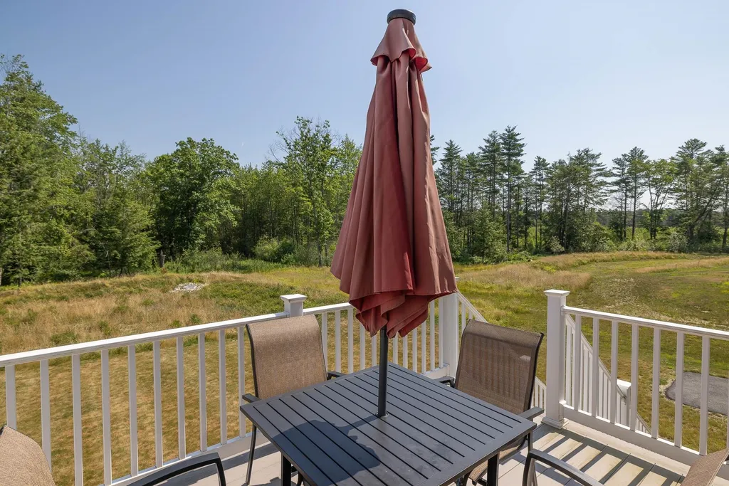 31 Huntington Way Kittery ME 03904