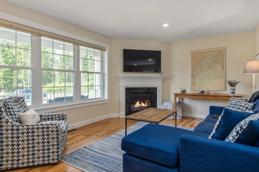 31 Huntington Way Kittery ME 03904